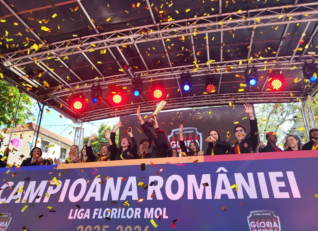 Poza