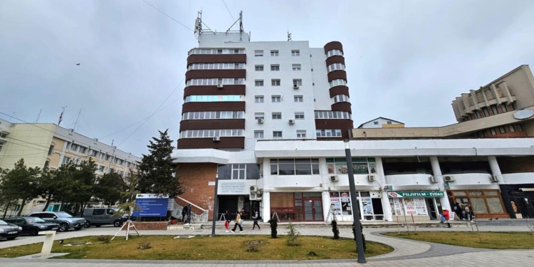 Poza